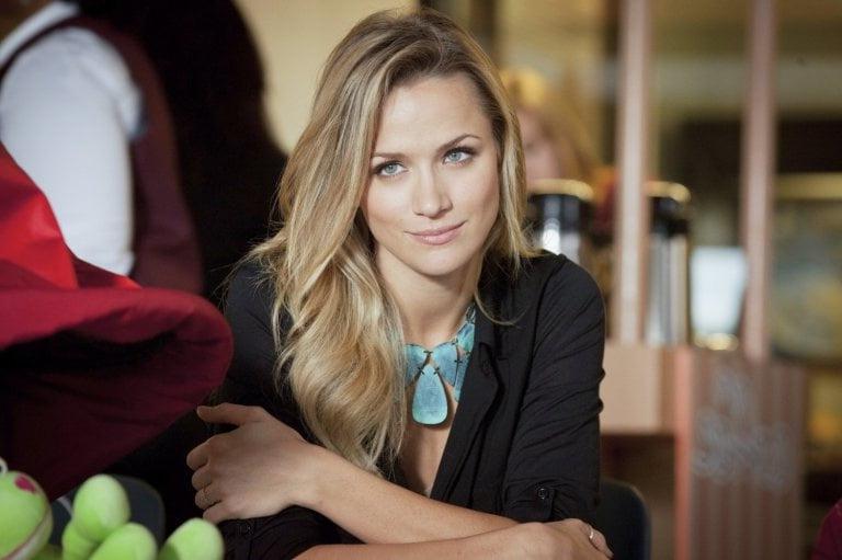 25P Shantel Vansanten Gorgeous woman.