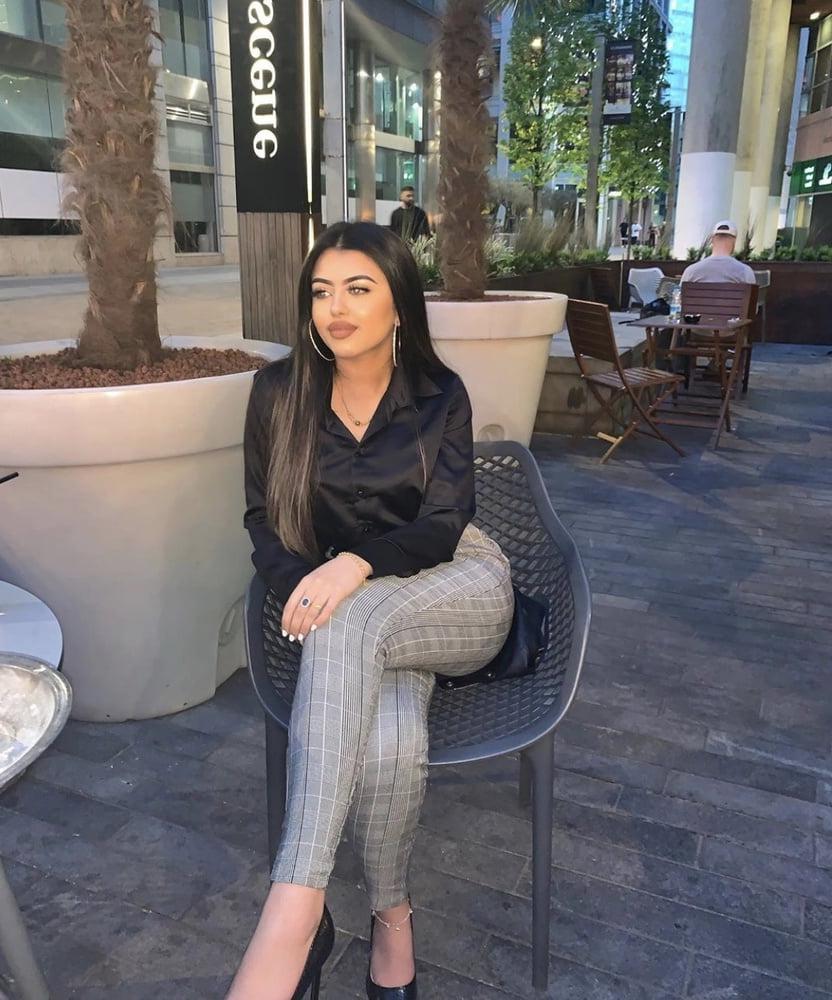 19P Gorgeous paki, how would you shag her?