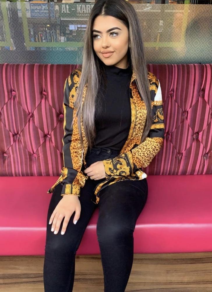 19P Gorgeous paki, how would you shag her?