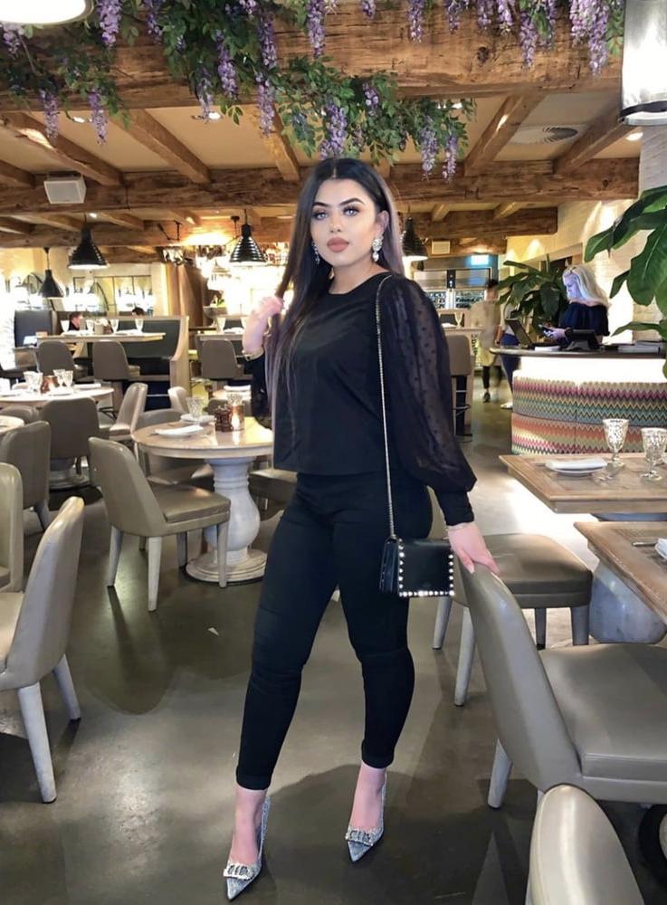 19P Gorgeous paki, how would you shag her?