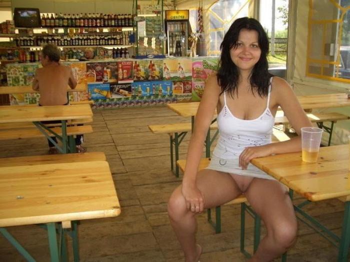 25P Flashing In Public 3