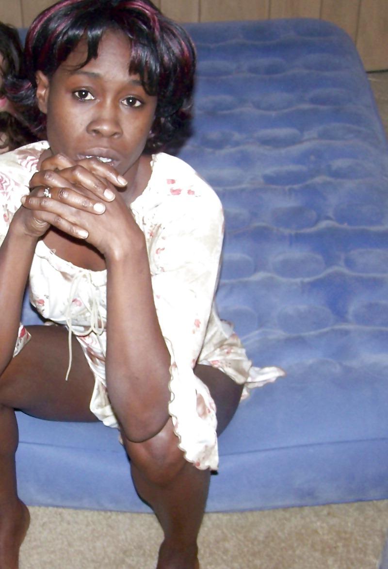 23P SKINNY BLACK WHORE GETTING FUCKED