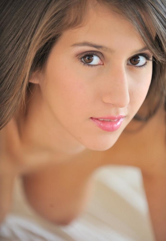 24P Gorgeous Babe April