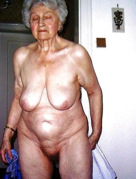 25P Grandma and other old  or mature lady's