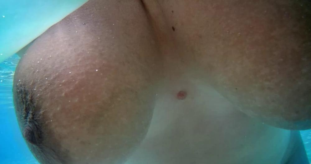 20P Naked Underwater