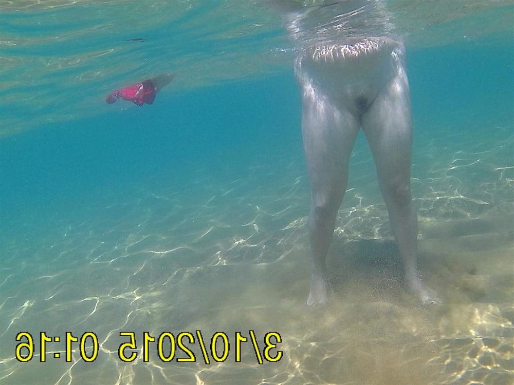 20P Naked Underwater