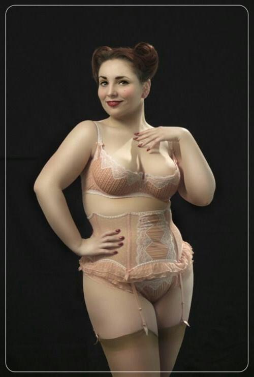 25P Mature underwear can't get enough