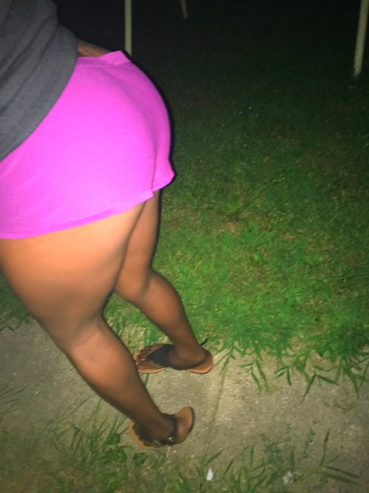 9P Sissy Outside Being Naughty