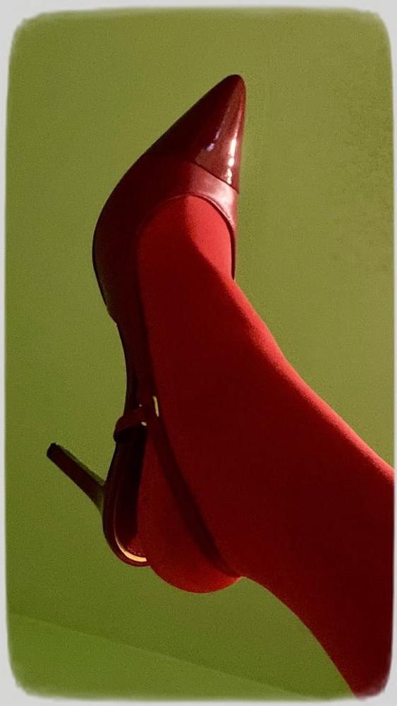 13P My red nylon-heels