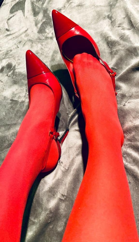 13P My red nylon-heels