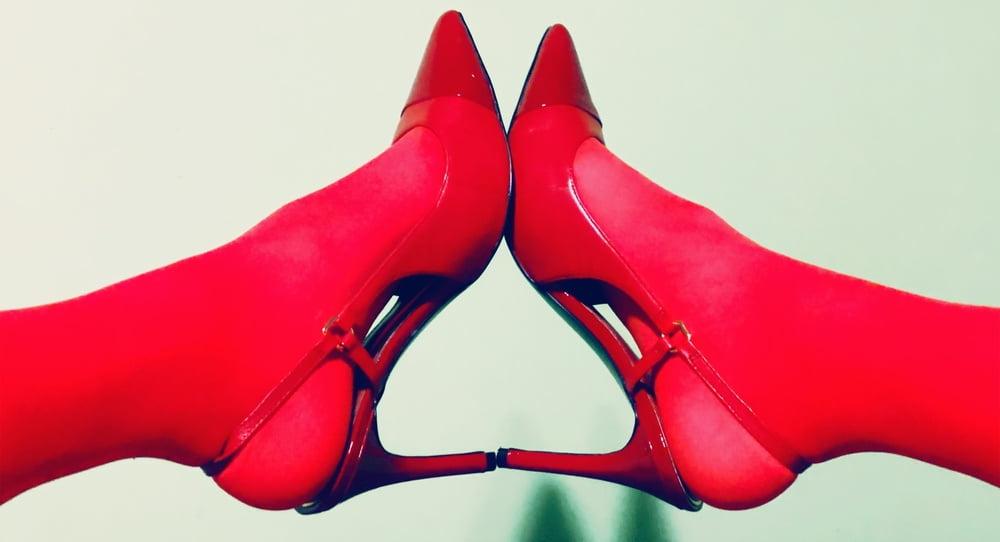 13P My red nylon-heels