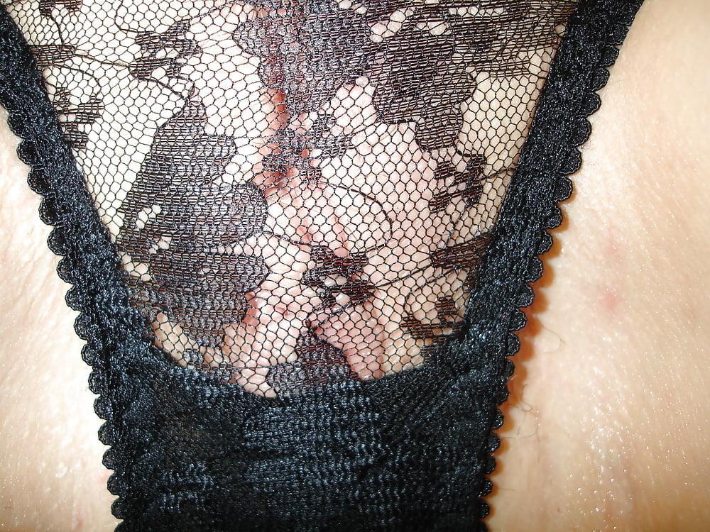 25P Black lace panties
