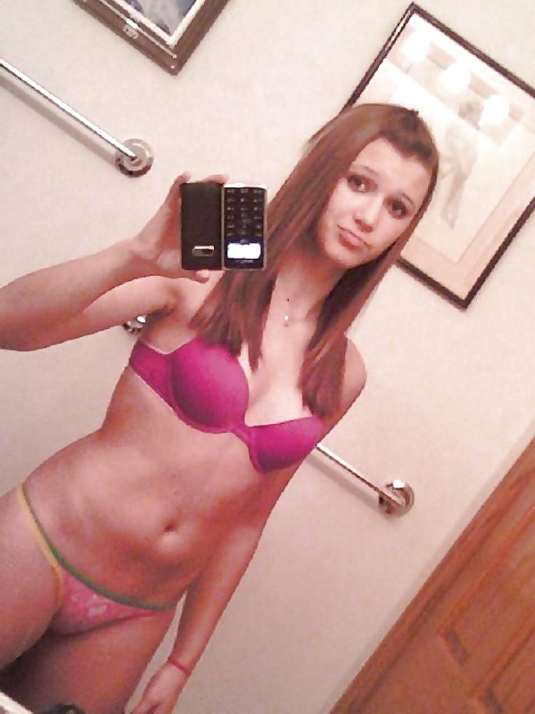 25P Chicks in Sexy Pink & Red Panties 6