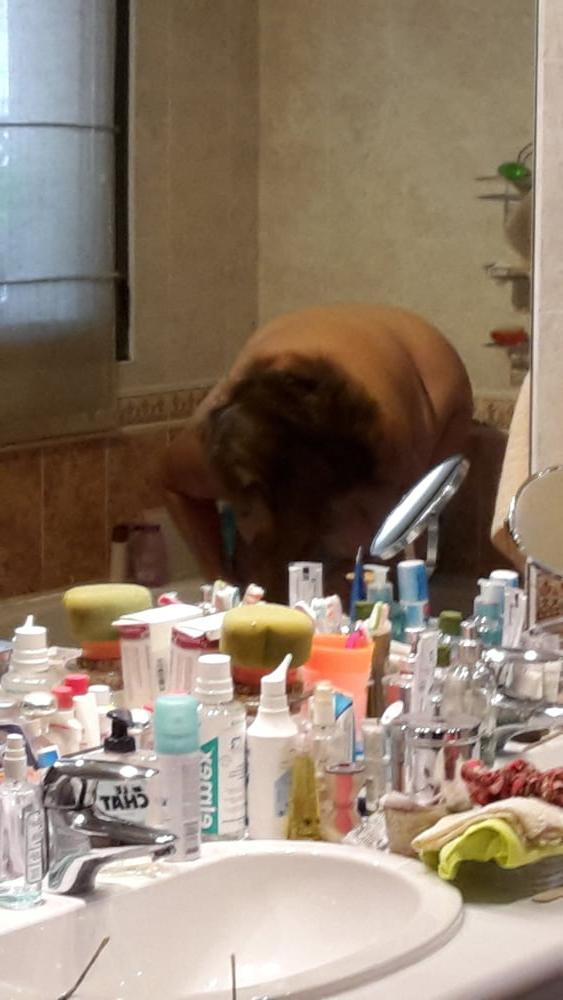 11P MY FEMALE TO THE SHOWER