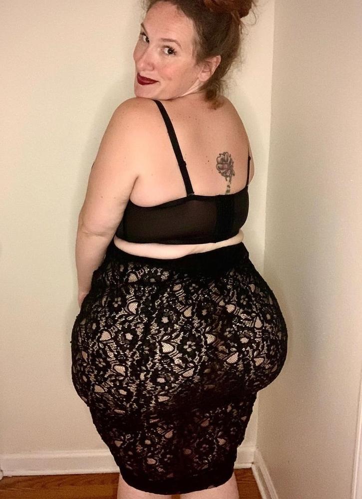 25P All women are gorgeous to me, but these in particular...