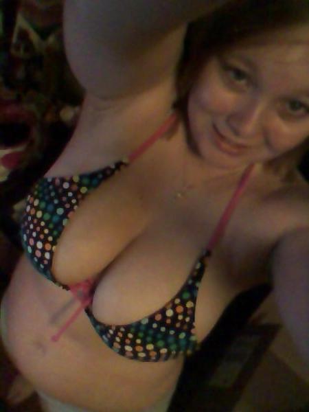 25P Teen Cleavage - Dressed