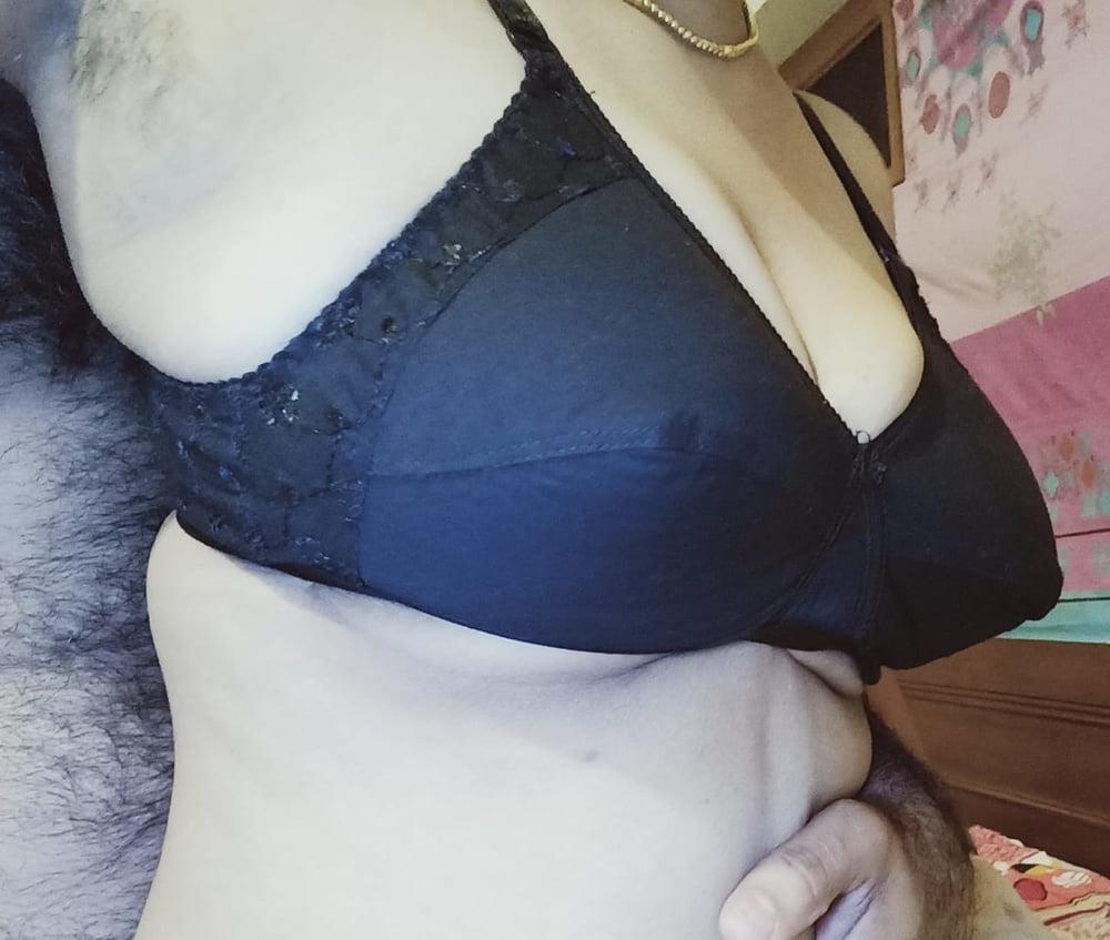 25P Nipple like mangoes