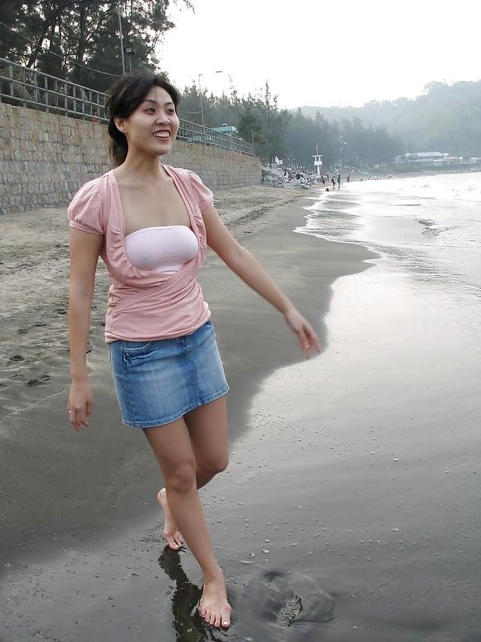 25P BEAUTIFUL SEXY ASIAN MILF X