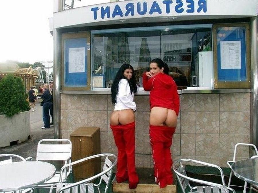 25P women showing off their pussy or breast in restaurant
