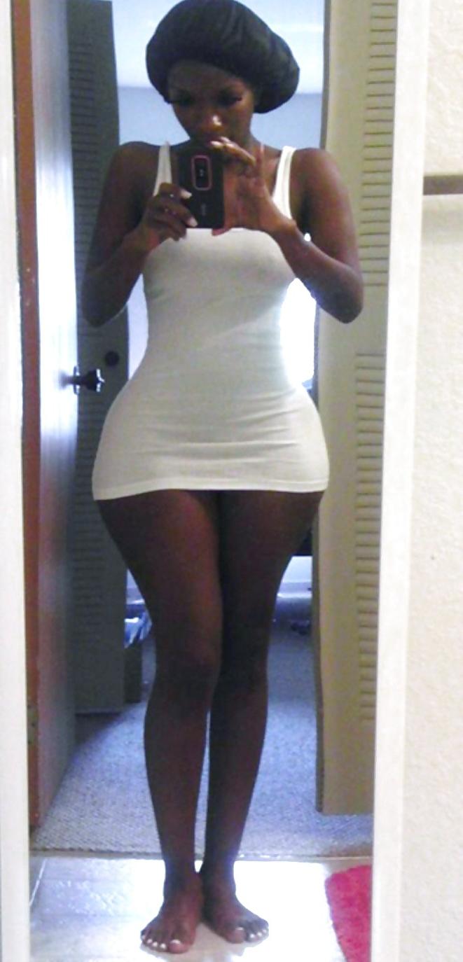 25P Wide Hips and Sexy Asses (Black Edition) Vol. IV