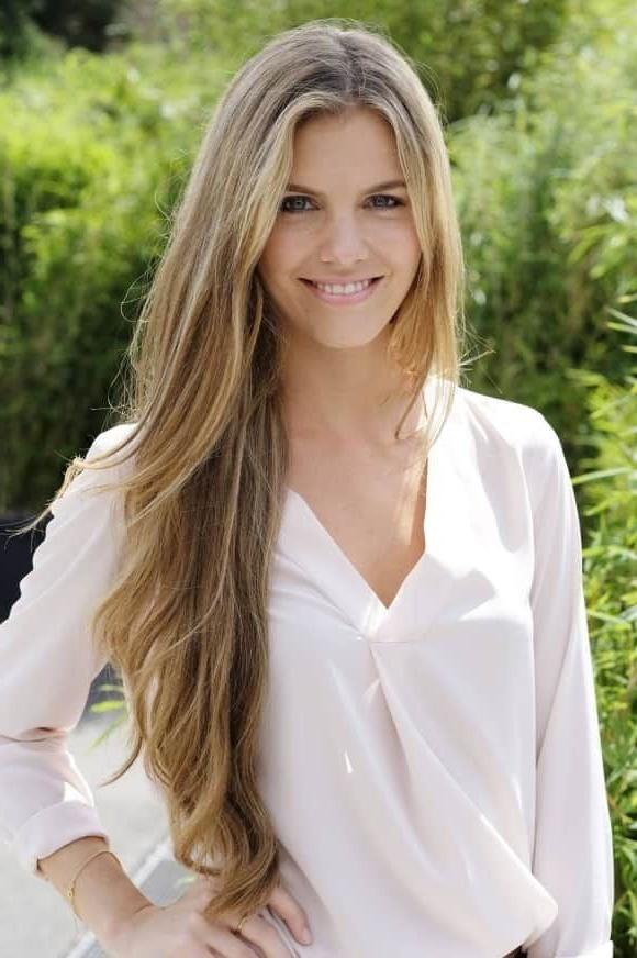 25P Long hair is so sexy !!!