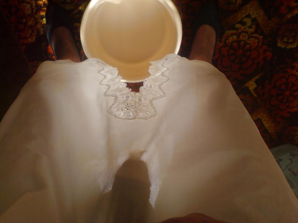 14P White slip