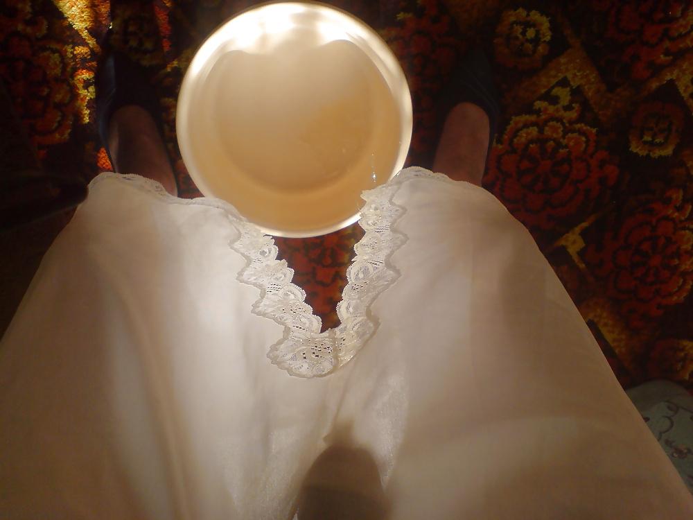 14P White slip