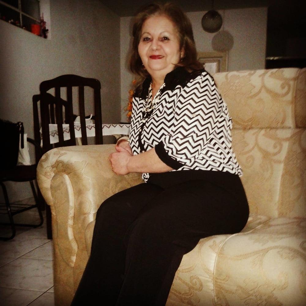 23P Sensual grandma