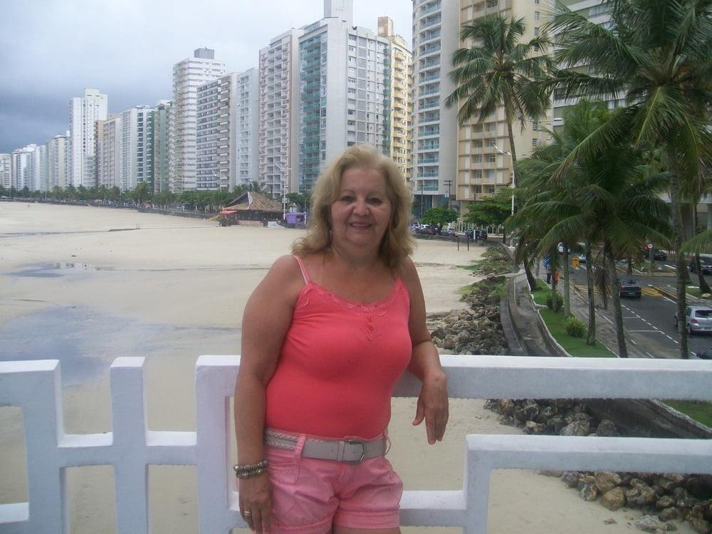 23P Sensual grandma