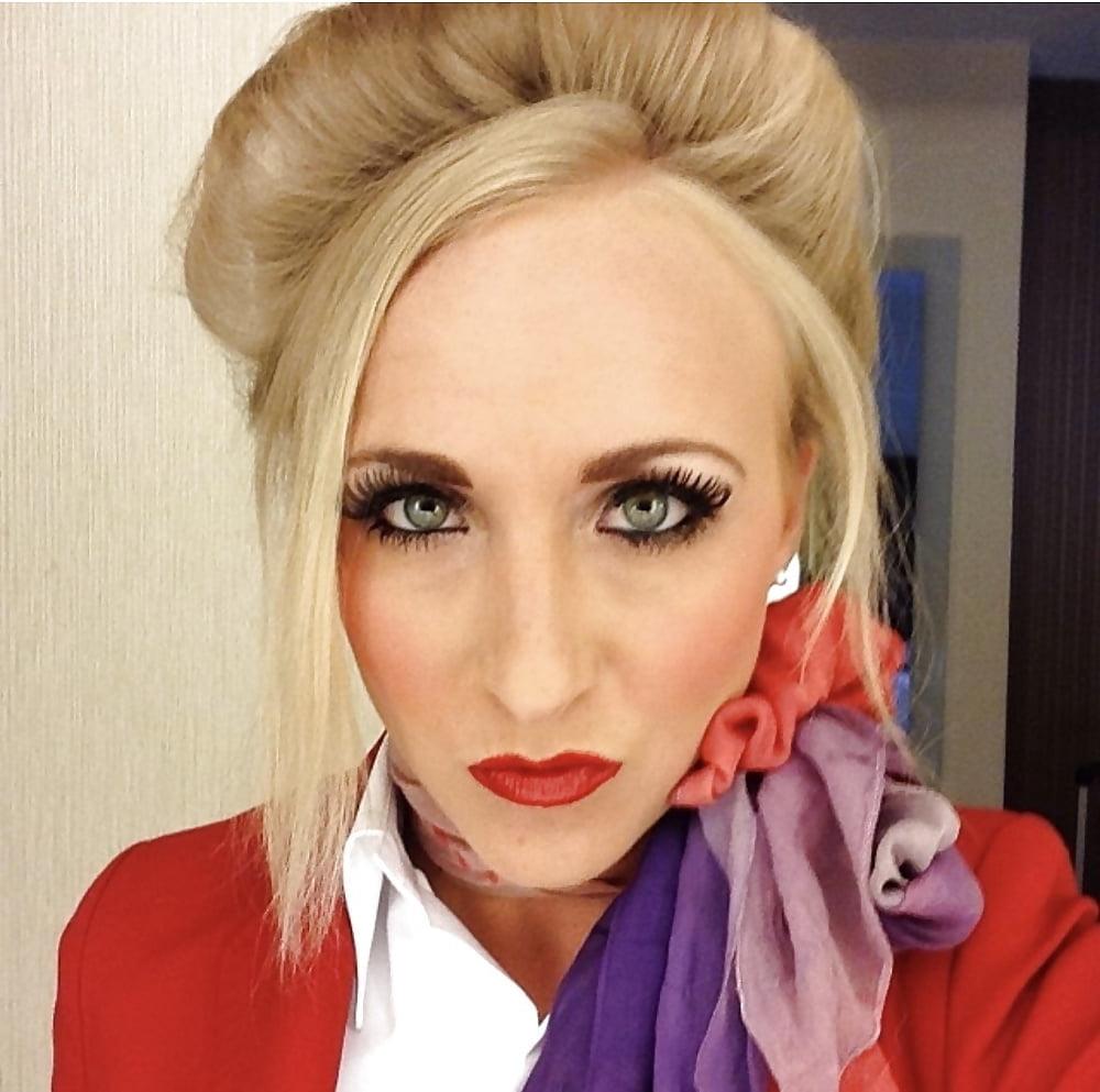 20P Red Lips Faces 1