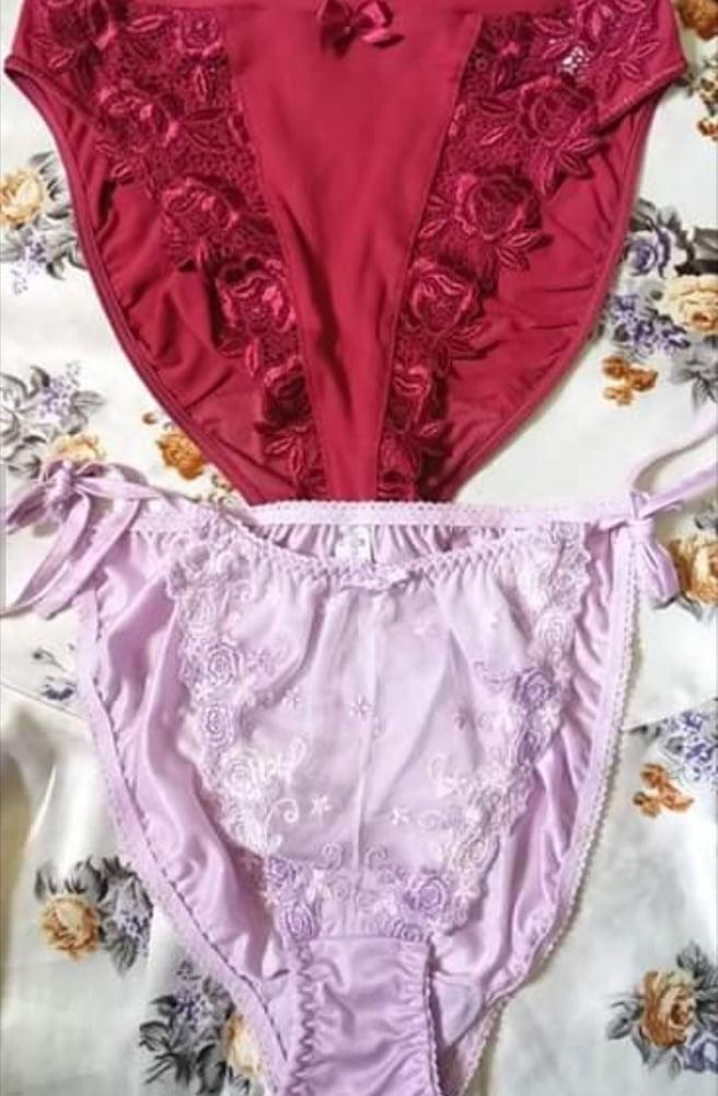 8P Sri lankan Lady Panty Show 1