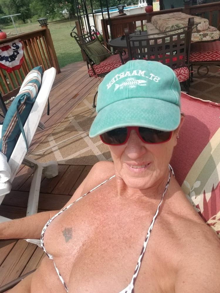 25P sexy grandma 23