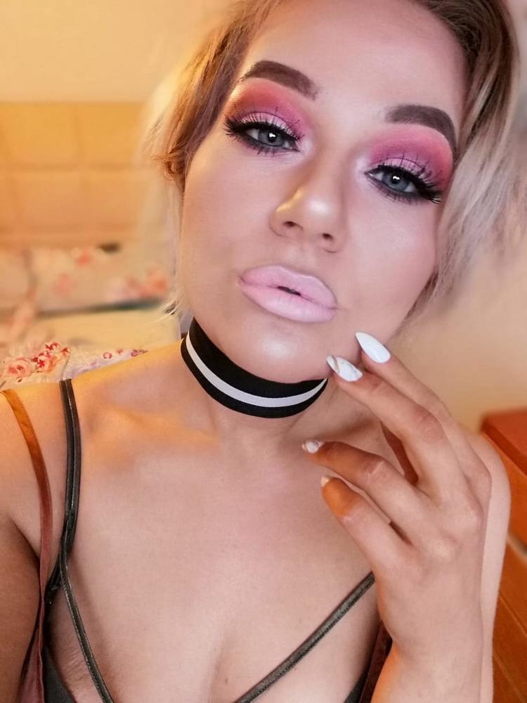 25P Makeup fetish 72