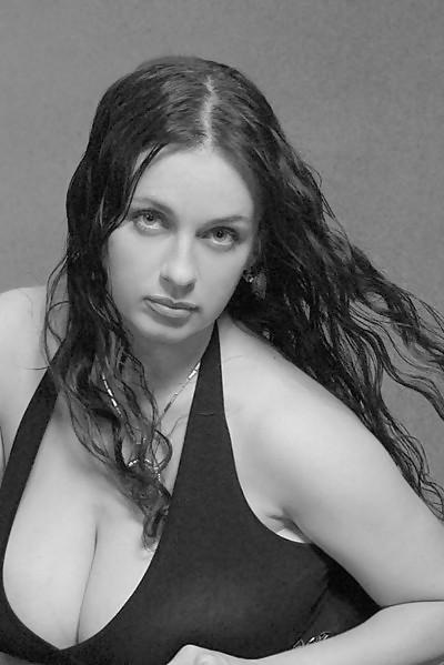 25P Cleavage Queens 2.0
