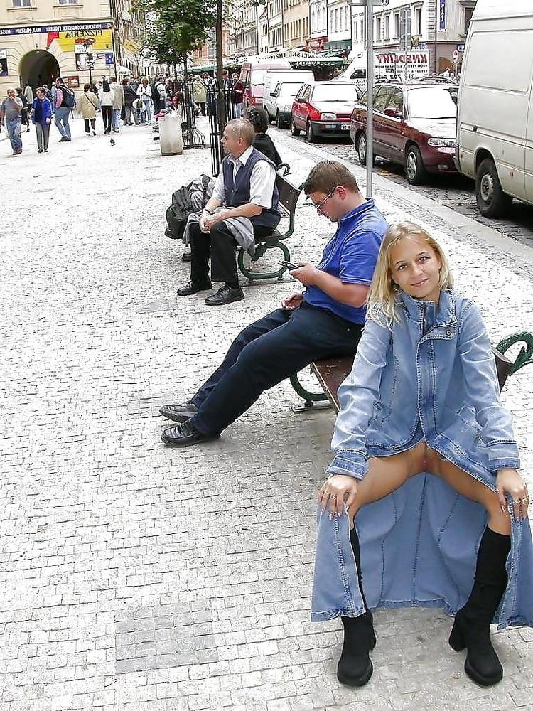 25P Fun In Public ( sex and flashers)