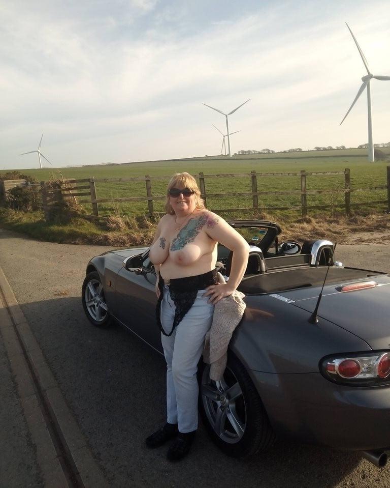 25P Sharon Gorgeous Tattooed Tits..