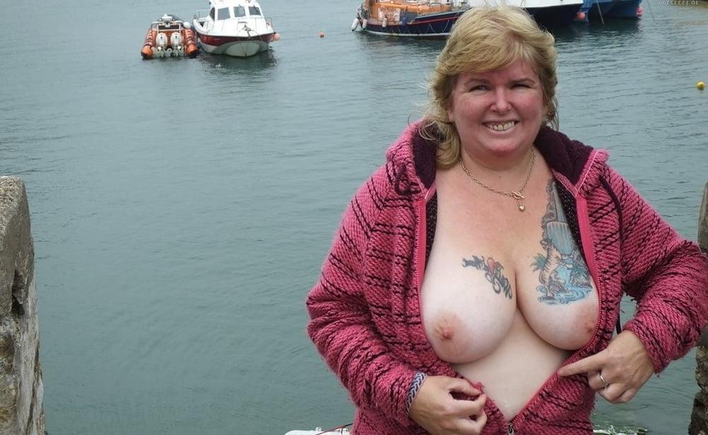 25P Sharon Gorgeous Tattooed Tits..