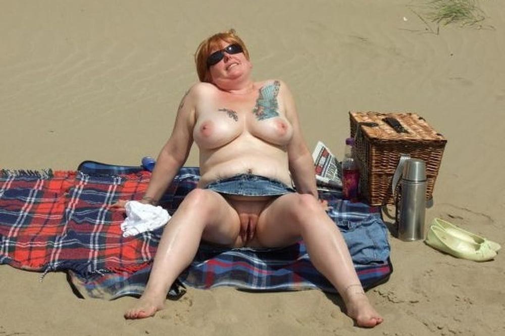 25P Sharon Gorgeous Tattooed Tits..