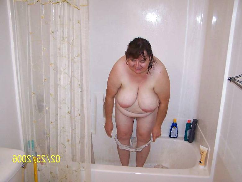 18P Bbw Milf in the shower