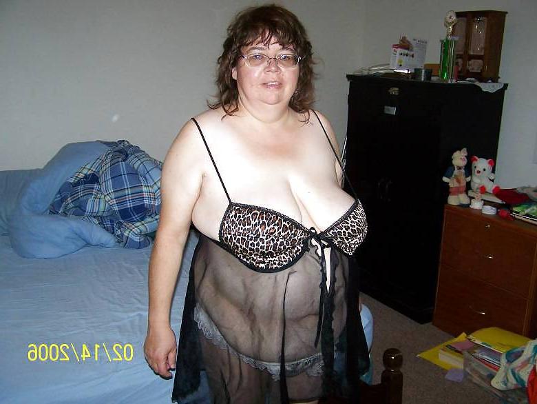 18P Bbw Milf in the shower