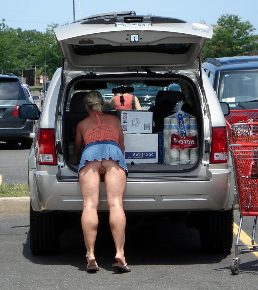 25P Showing their goods in public
