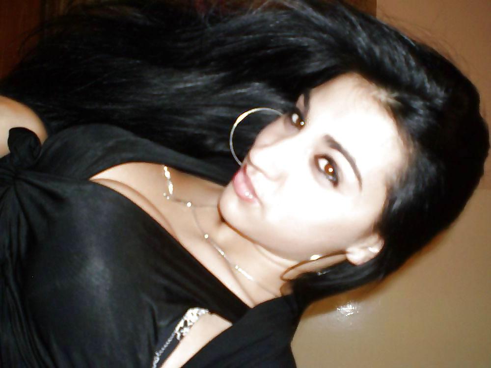 19P Arab-Turkish HOT ASS