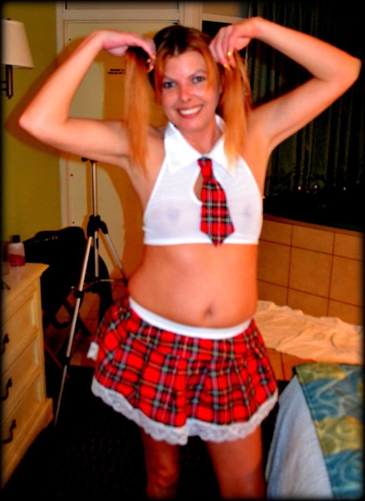 25P BlondeMary A Real Sexy LADY