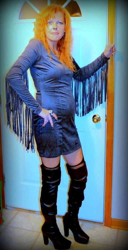 25P BlondeMary A Real Sexy LADY