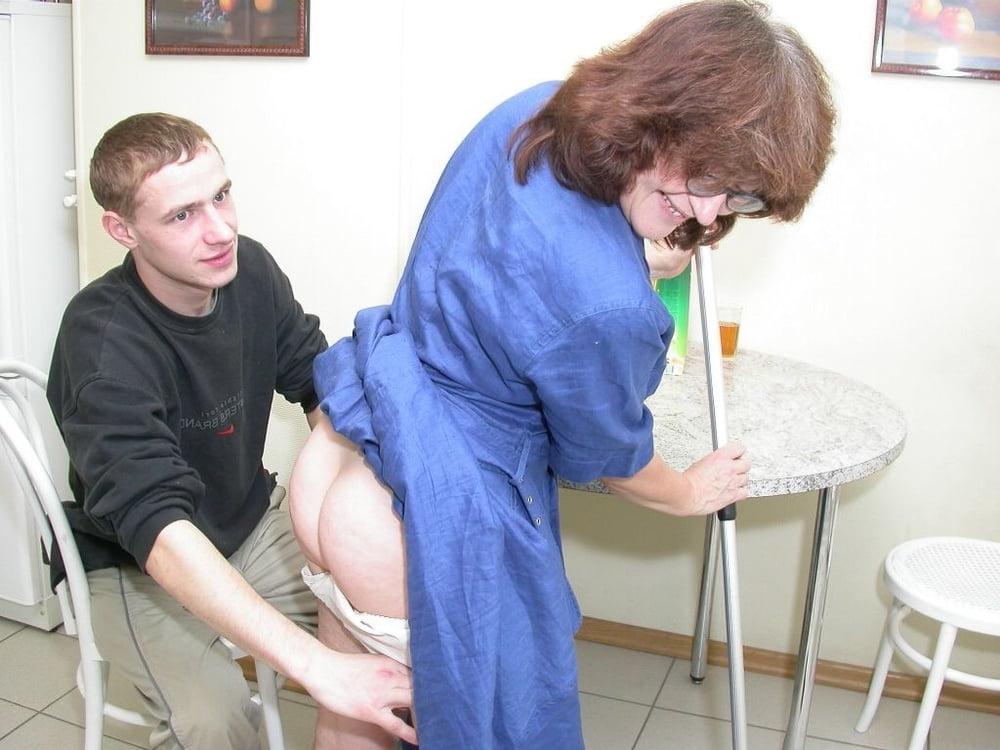 24P Undressing Mommy 2