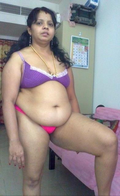 25P Beautiful pregnant lady