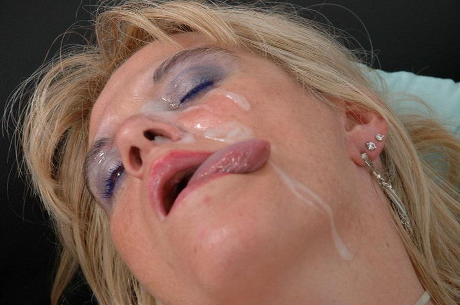 18P Naughty adventures of Sexy Sue
