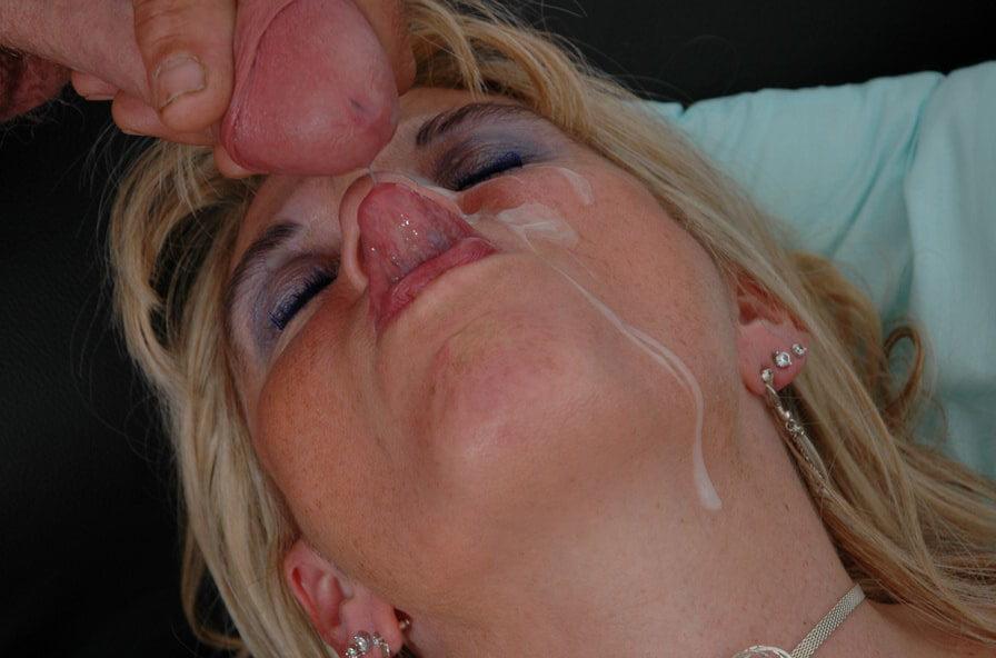 18P Naughty adventures of Sexy Sue