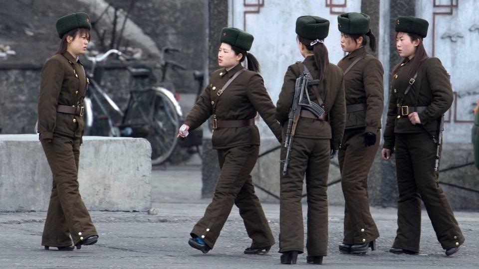 12P HOT NORTH KOREAN GIRLS! 3