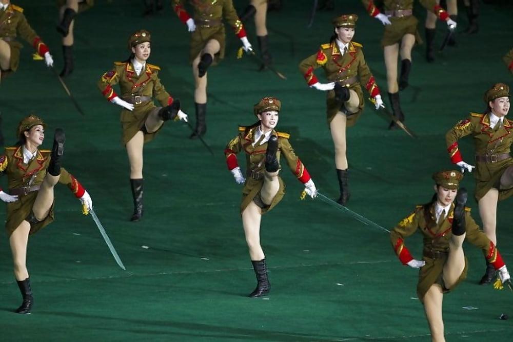 12P HOT NORTH KOREAN GIRLS! 3